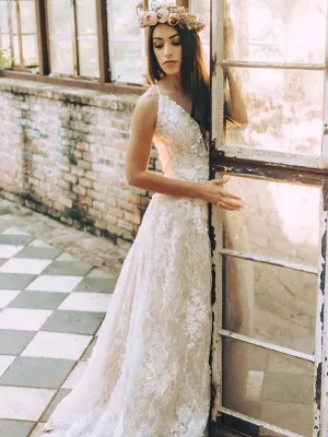Anneprom Spaghetti Straps Backless Rustic Wedding Dress With Split Sexy Lace Bridal Gowns APW0233