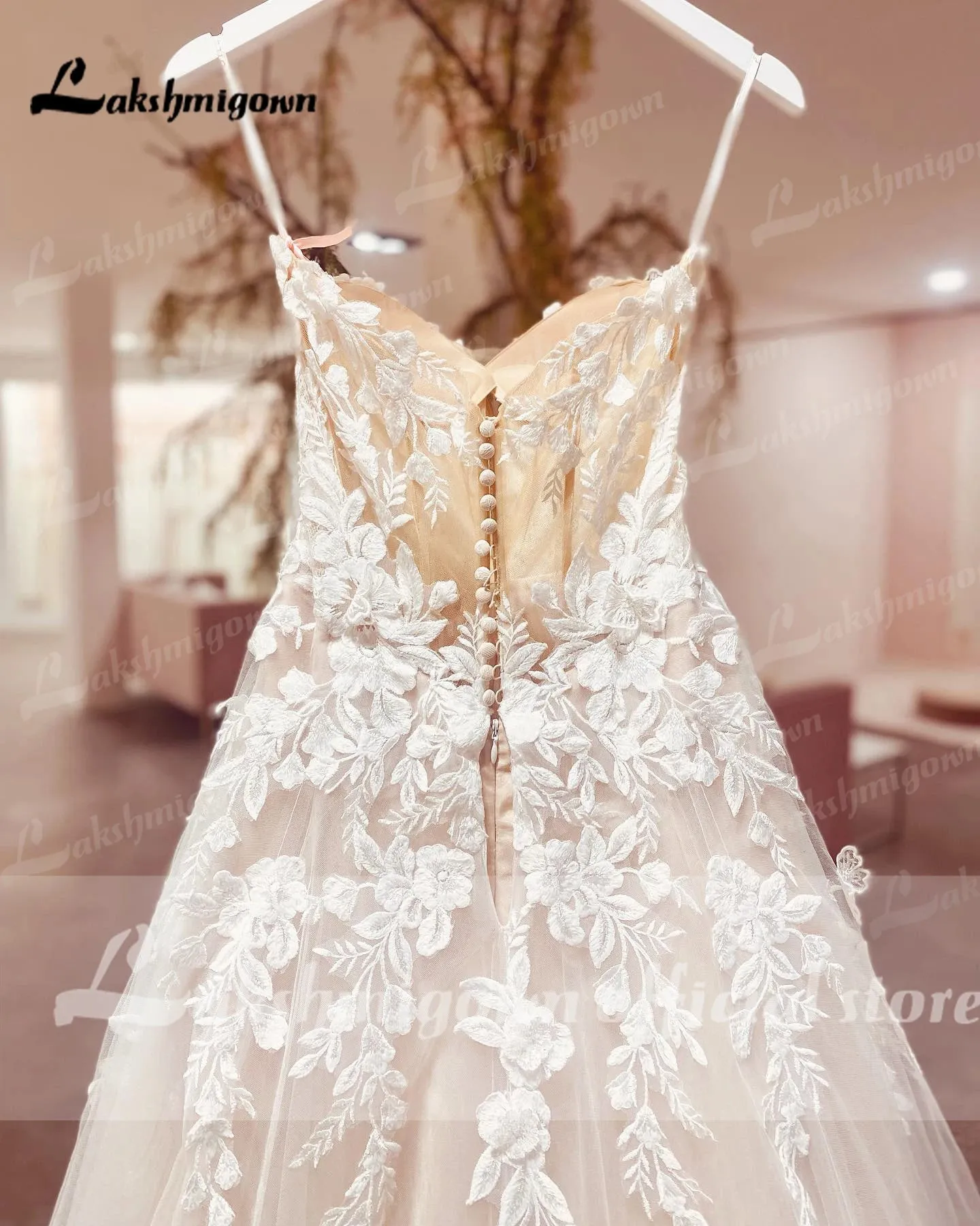 Spaghetti Straps Women Boho Wedding Dress Lace Bodice Chic Robe Bridal A Line Tulle Wedding Dresses Open Back
